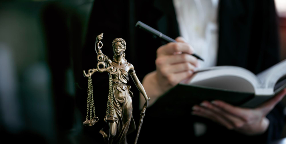 LAUREA MAGISTRALE IN GIURISPRUDENZA – LMG/01